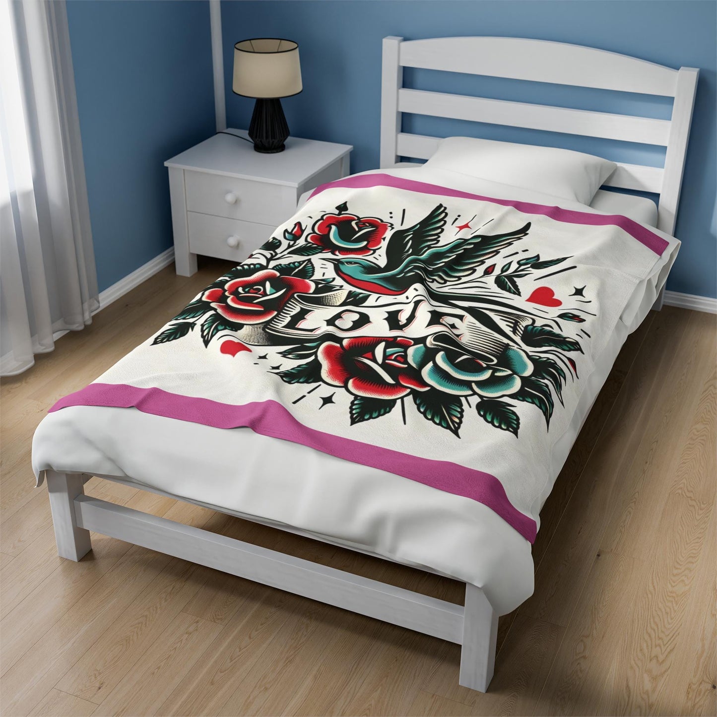 Bird Plush Blanket - Vintage Tattoo LOVE Design, Fleece Throw, Housewarming Gift, Nature Theme, Warm Bedding, Tattoo Lover